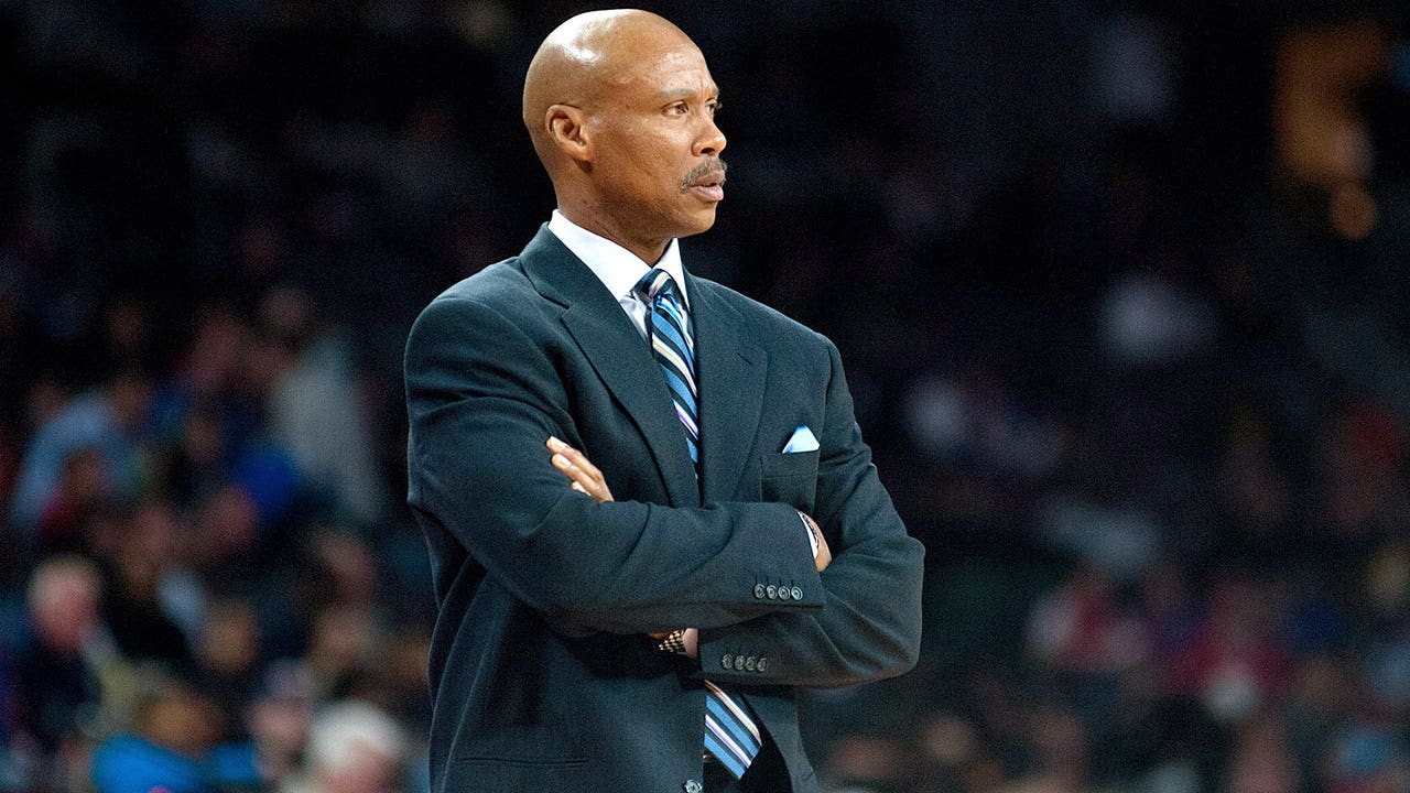 Pregame dribbles: Scott not thrilled with how Cavs' reign ended